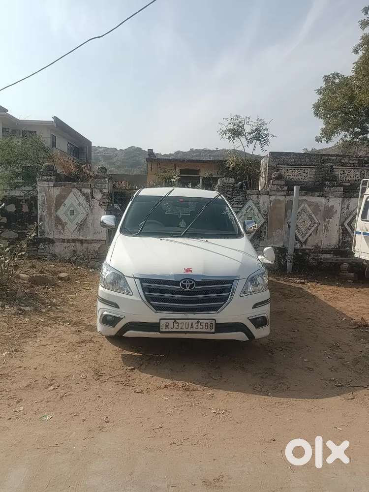 Toyota Innova 2013