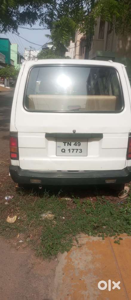 Maruti Suzuki Omni 0.8 E 8 Str Bsiv, 2006, Lpg