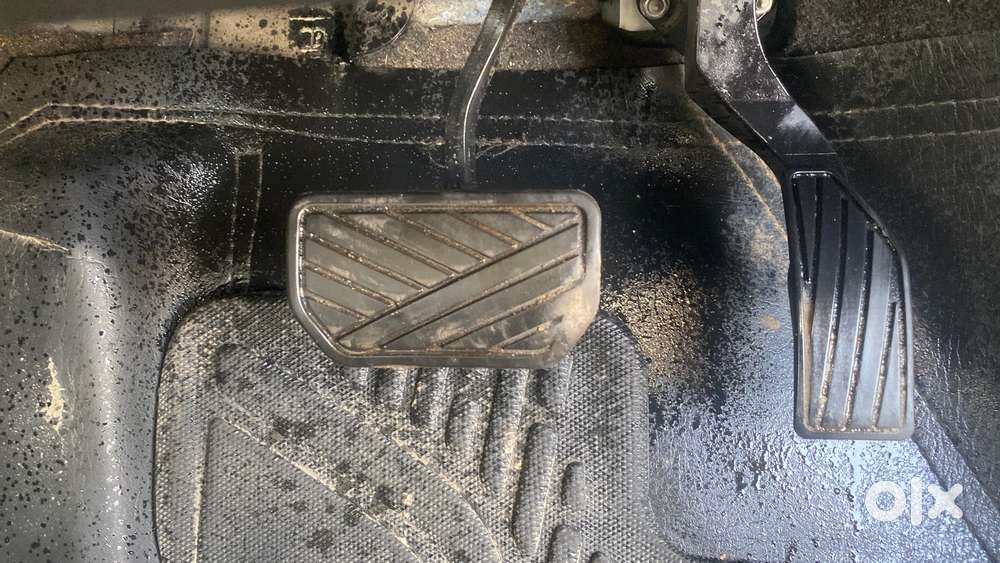 Maruti Suzuki Brezza 1.5 Zxi At Smart Hybrid, 2023, Petrol