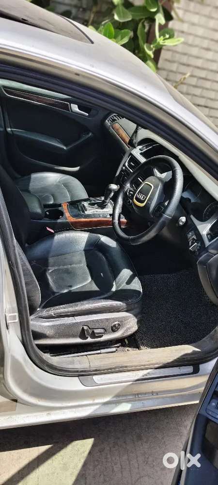 Audi A4 2010 Petrol 120000 Km Driven