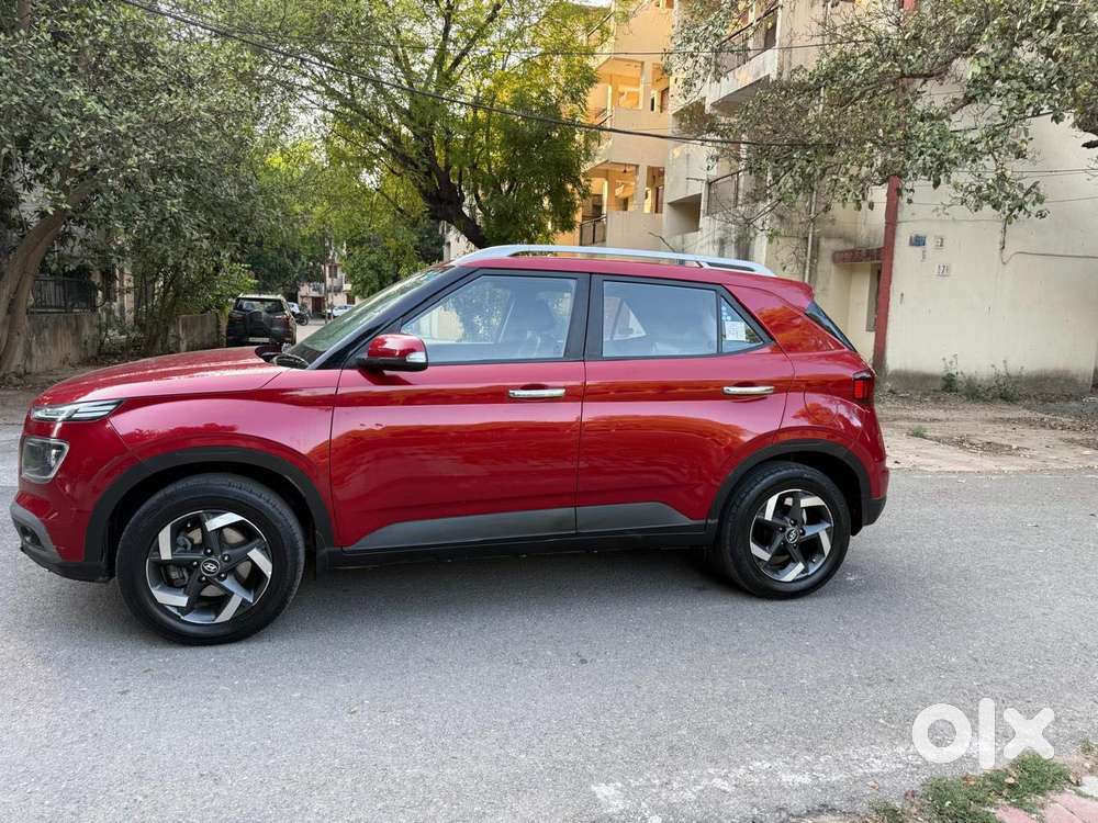 Hyundai Venue 1.0 Sx (o) Turbo Dct, 2019, Petrol