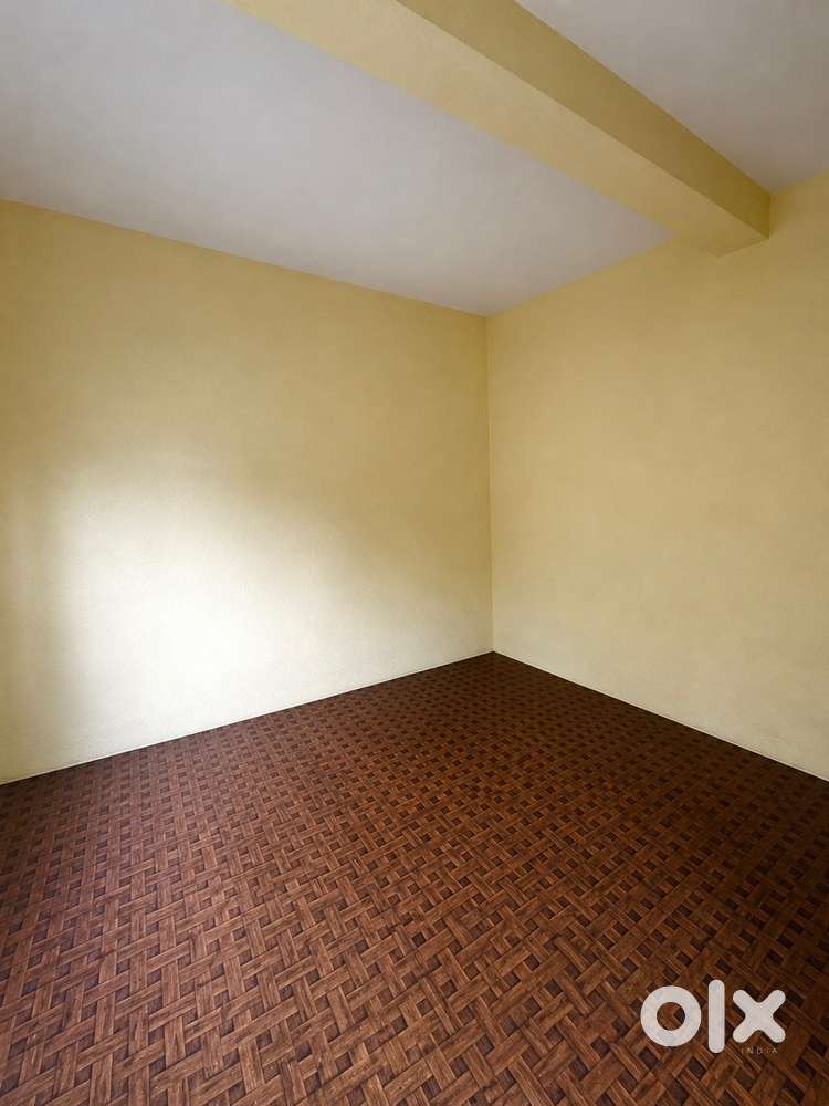 Shop available for Rent