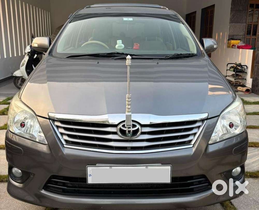 Toyota Innova 2.5 Vx 8 Str, 2014, Diesel