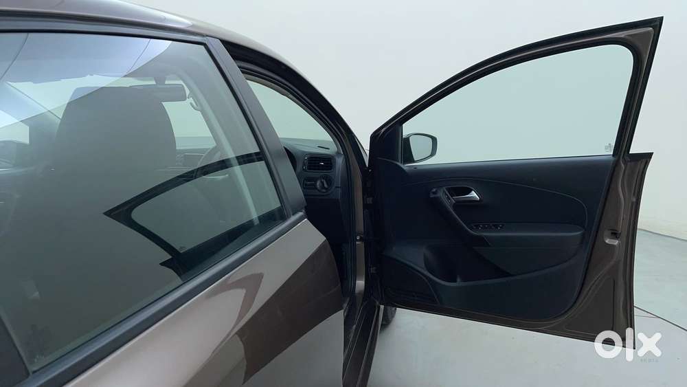 Volkswagen Polo Petrol Comfortline 1.2l, 2016, Petrol
