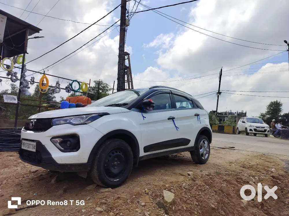 Tata Nexon 2023 Diesel 700000 Km Driven New Condition No Damage