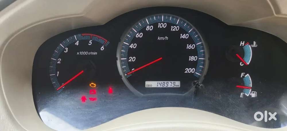 Toyota Innova 2014 Diesel Well Maintained