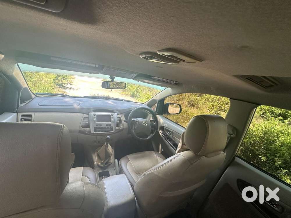 Toyota Innova Diesel 215000 Km Driven