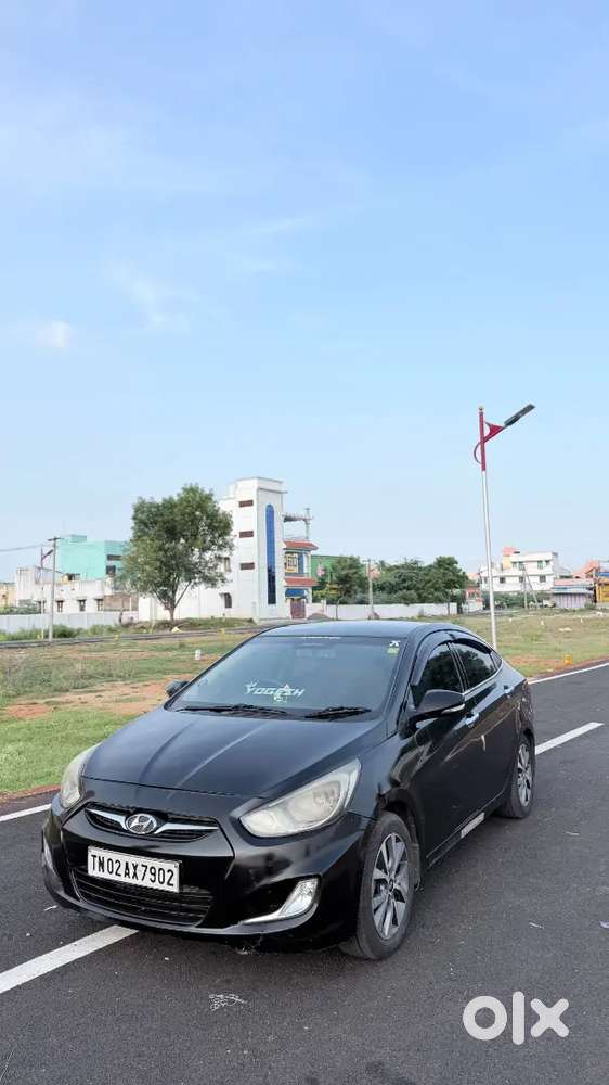 Hyundai Verna 2013 Crdi Manual 102000 Km