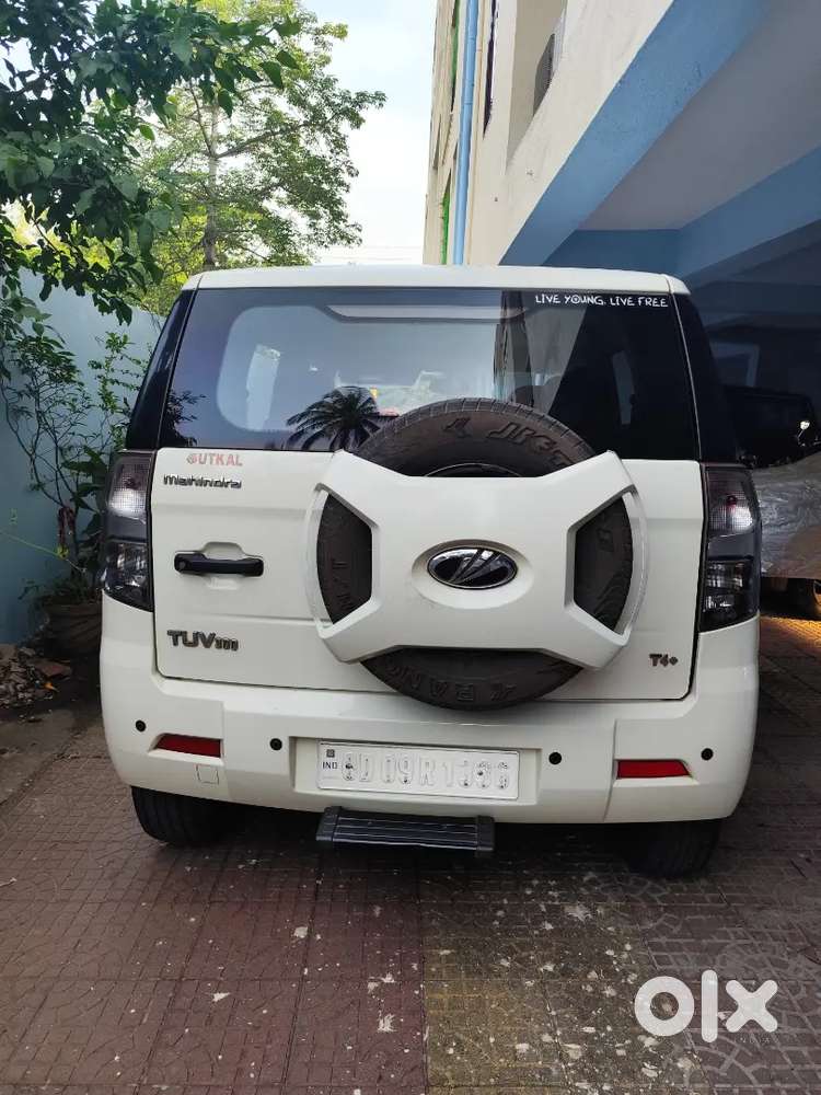Mahindra Tuv 300 2019 Diesel Well Maintained