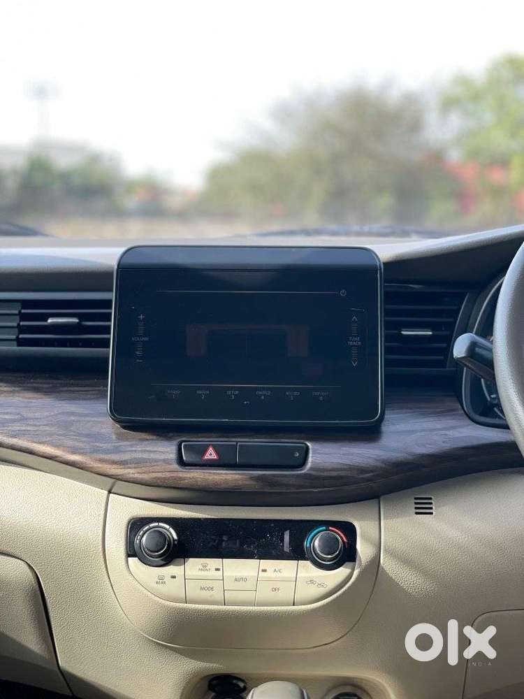 Maruti Suzuki Ertiga Zxi At, 2019, Petrol