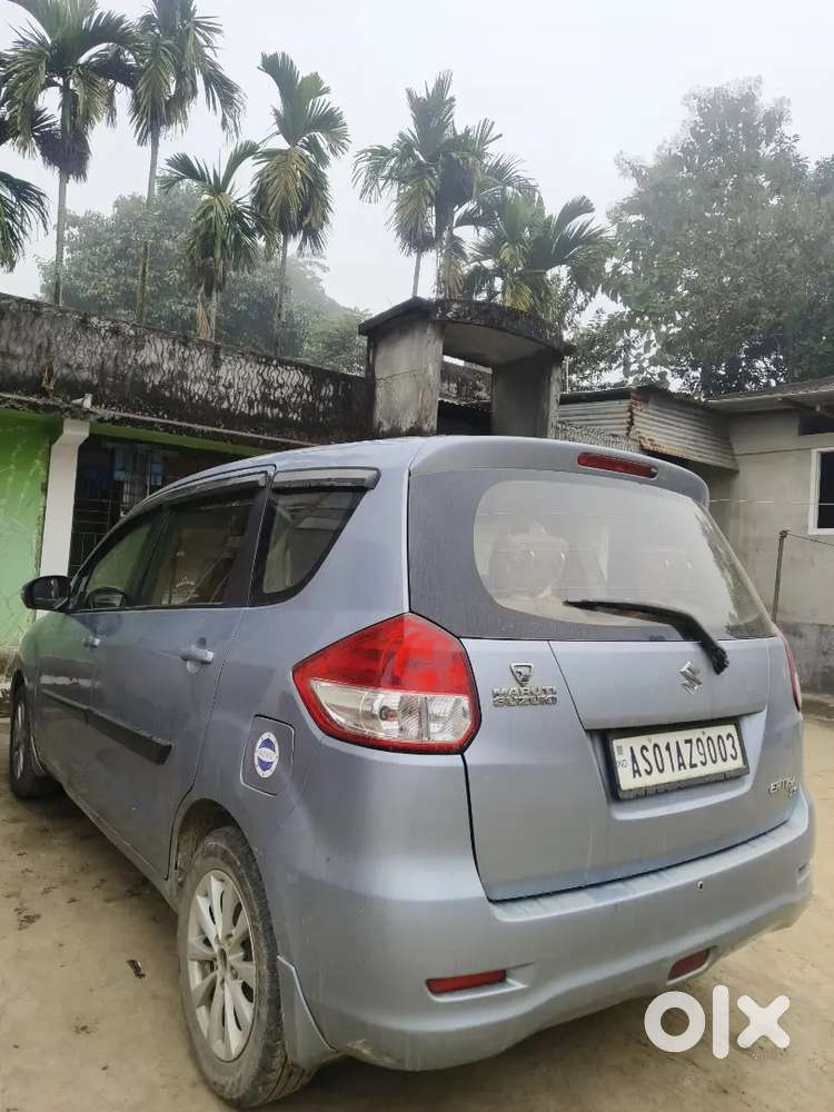 Maruti Suzuki Ertiga  Zxi 2012