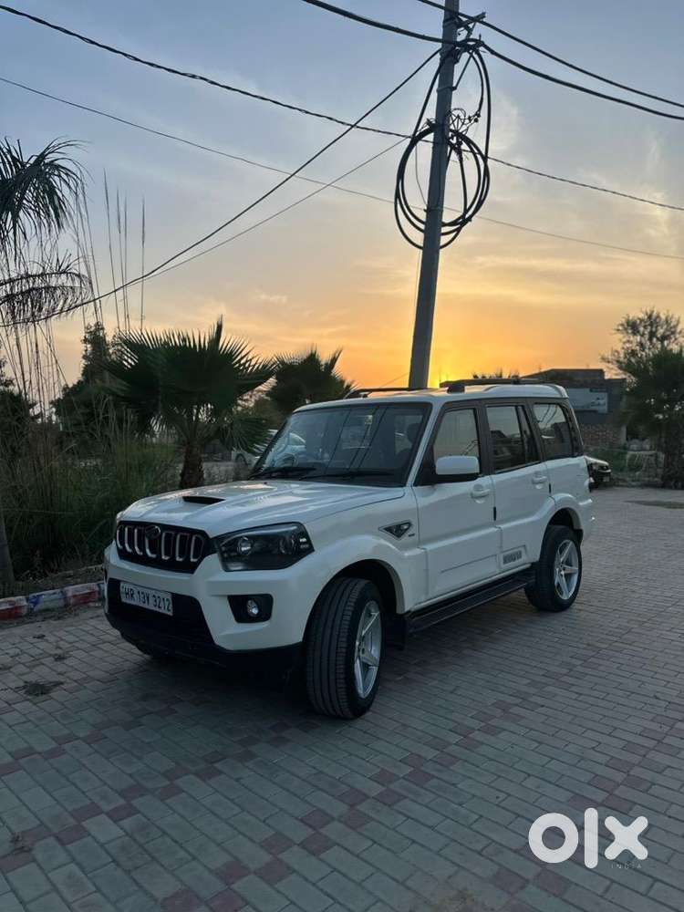 Mahindra Scorpio Classic 2018 Diesel 85000 Km Driven