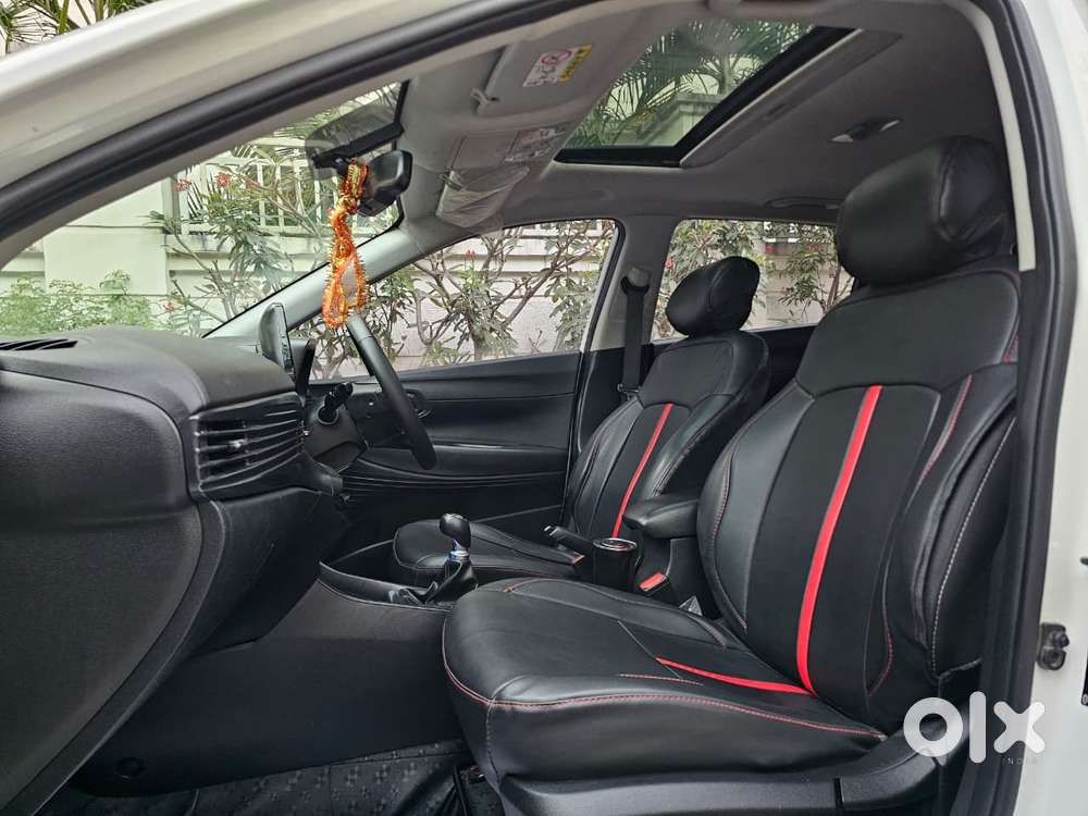 Hyundai I20 Asta (o) 1.2 Mt, 2023, Petrol