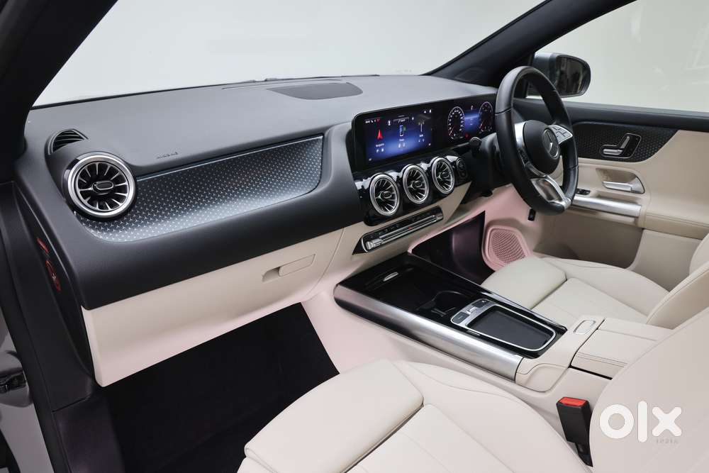 Mercedes-benz Gla 200, 2024, Petrol