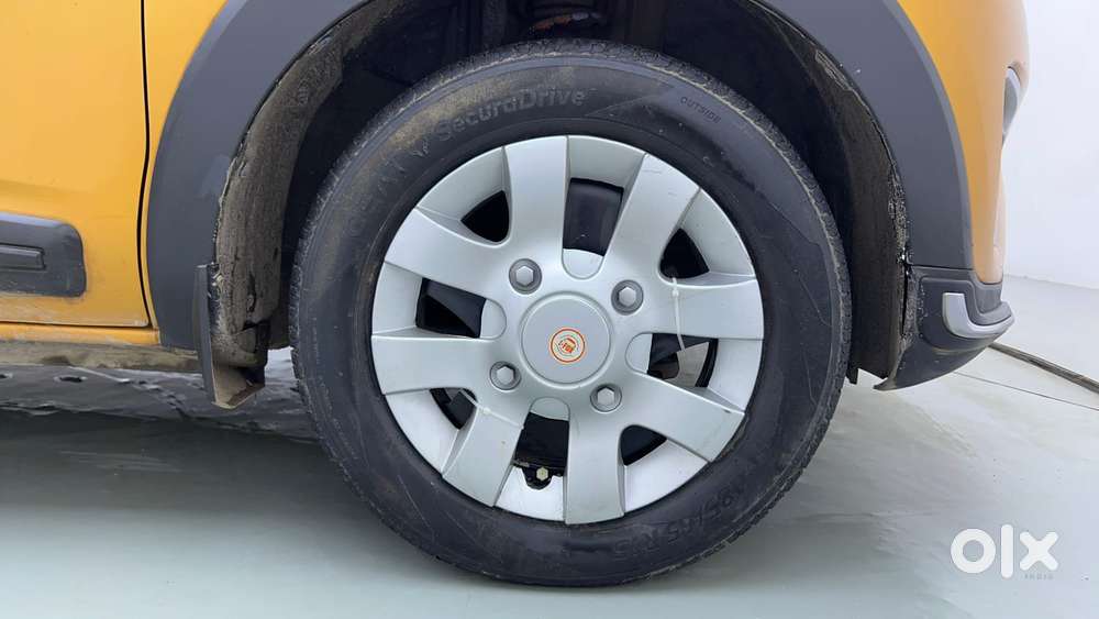 Renault Triber Rxz Easy-r Amt, 2020, Petrol