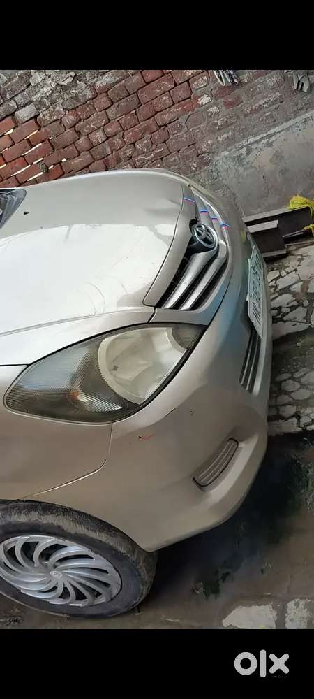 Toyota Innova 2008 Diesel 200500 Km Driven