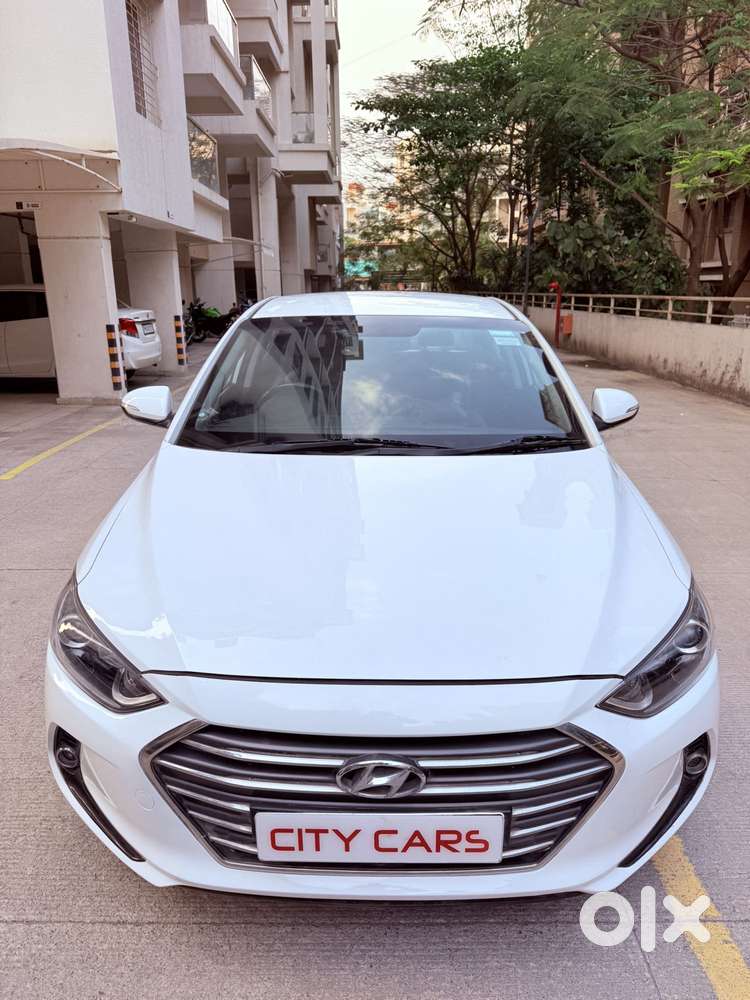 Hyundai New Elantra [2016-2019] 1.6 Crdi Sx (o) Mt, 2018, Diesel