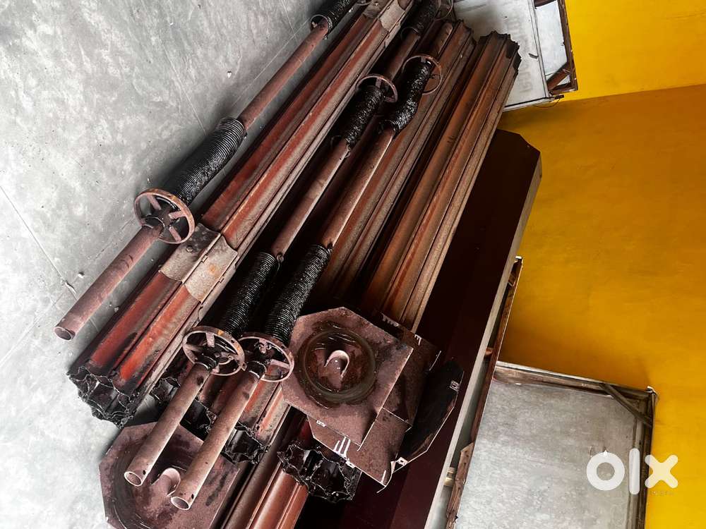 ROOM SHUTTER