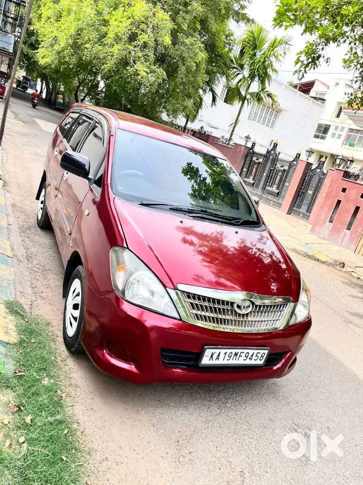 Toyota Innova 2007 Diesel 225000 Km Driven