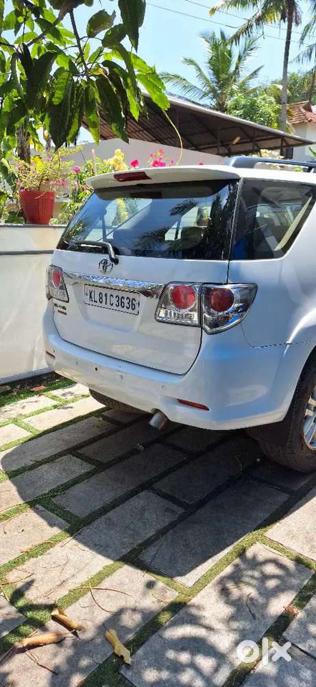 2013/11,toyota Fortuner 3-0 D4-d Automatic,5speed, Km:91400,