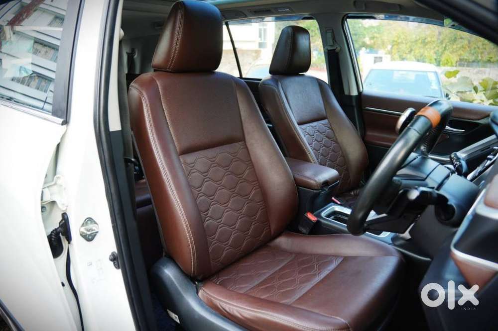 Toyota Innova Hycross 2.0 Zx Hybrid 7 Str, 2023, Petrol