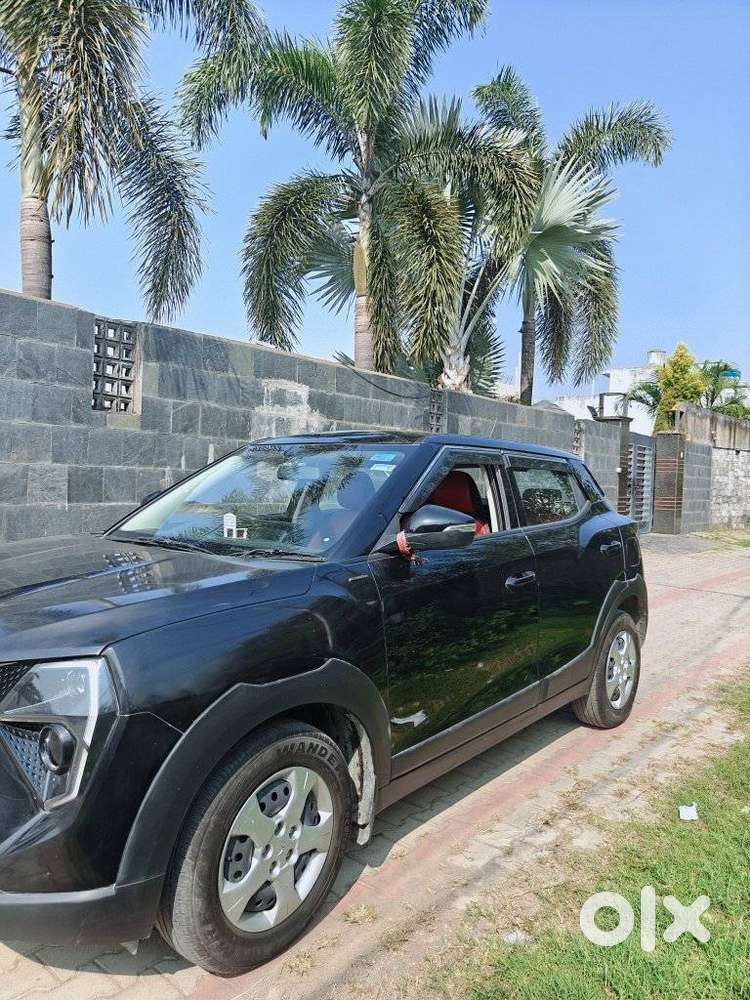 Mahindra Xuv 3xo Ax5l 1.2 Petrol At, 2025, Petrol