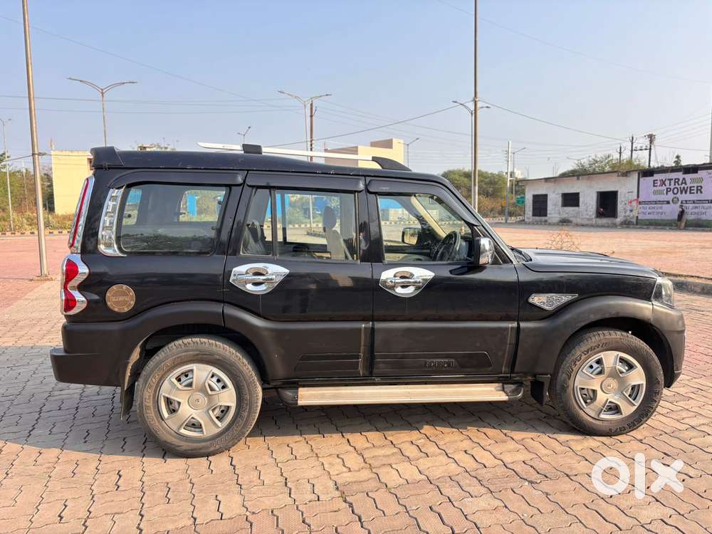 Mahindra Scorpio Classic 2.2 S Mt 9 Str, 2022, Diesel