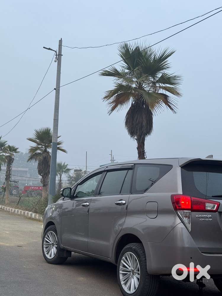Toyota Innova Crysta Diesel 2018 Year