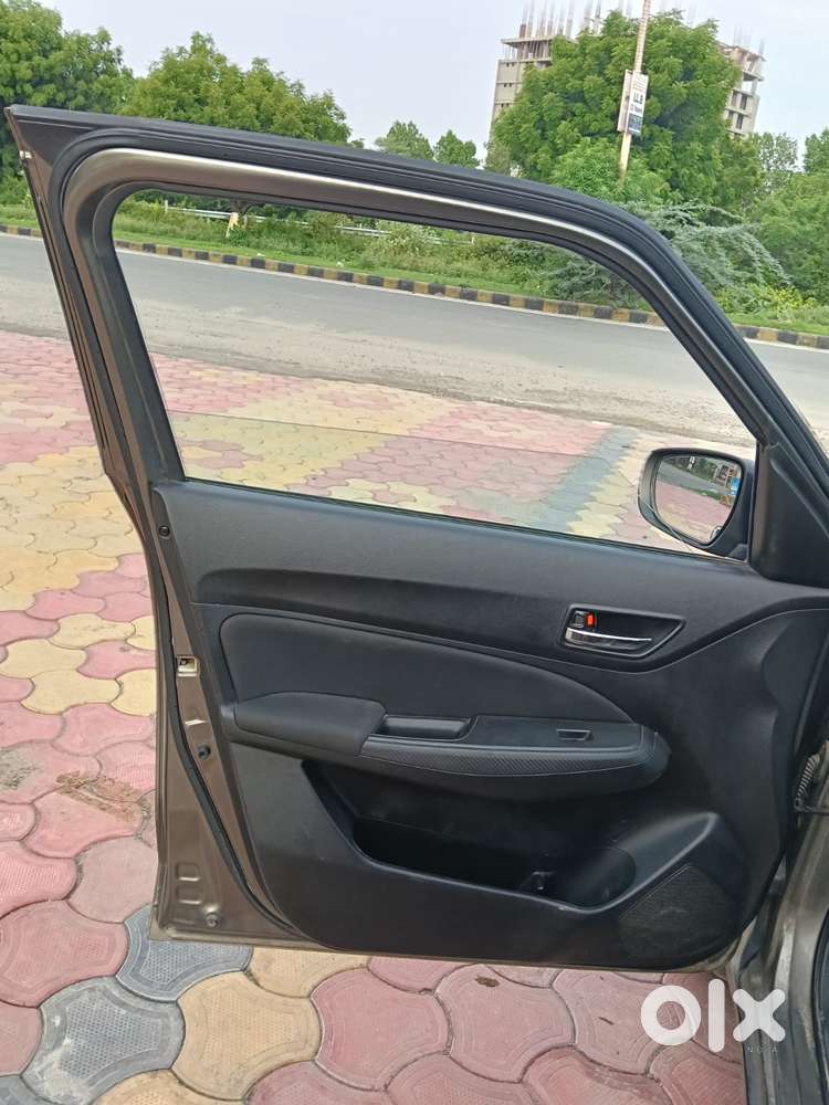 Maruti Suzuki Swift 1.2 Vxi (o), 2021, Petrol
