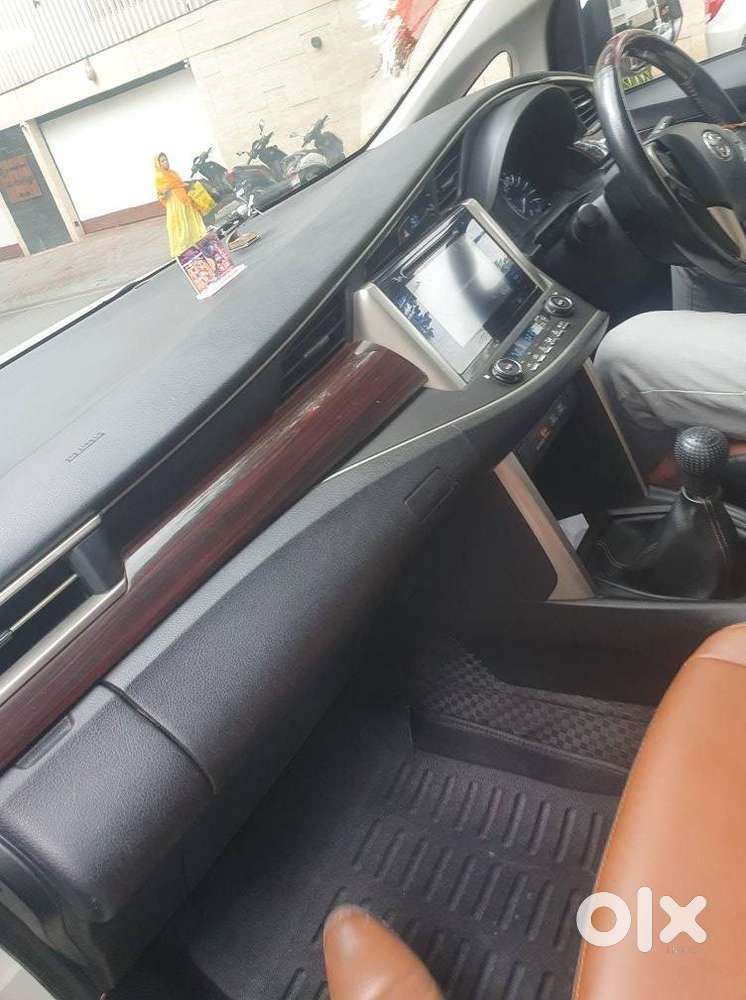 Toyota Innova Crysta 2.4 Vx Mt, 2018, Diesel