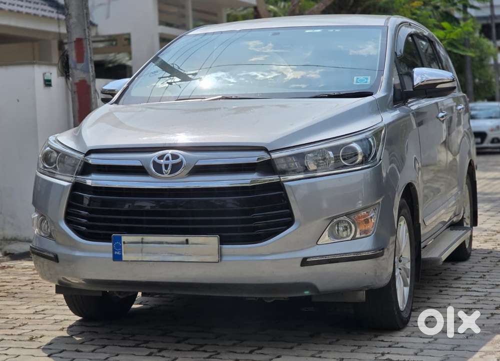 Toyota Innova Crysta 2.4 Zx Mt, 2016, Petrol