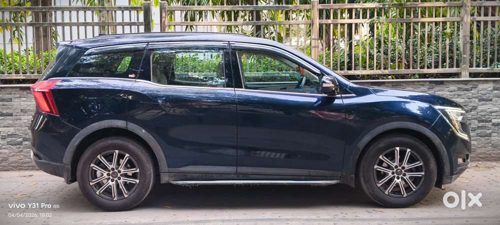 Mahindra Xuv700 2.0 Ax 7 Petrol At Str, 2022, Petrol