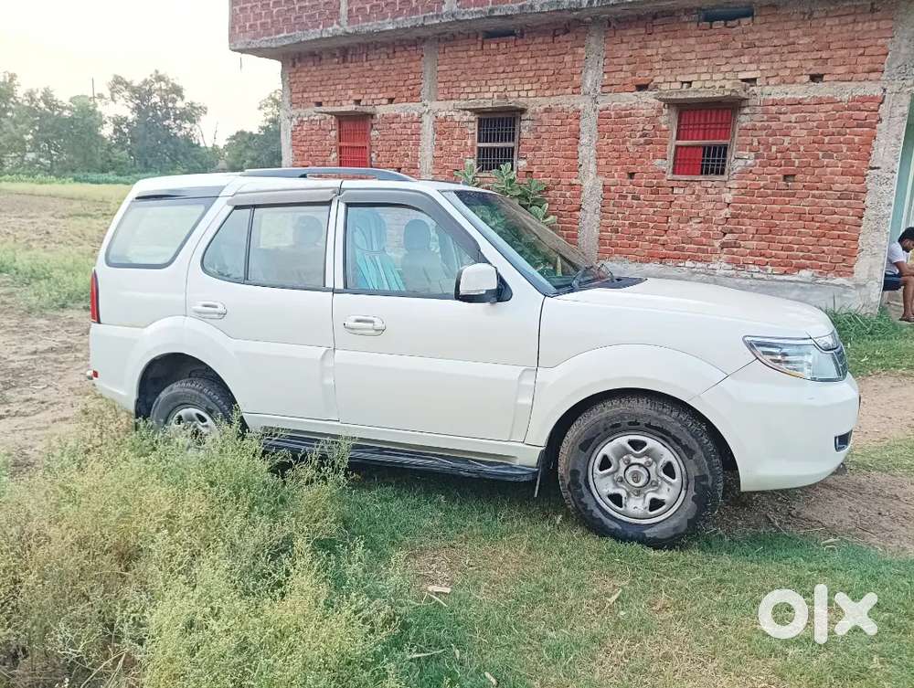 Tata Safari Storme 2014 Diesel 110000 Km Driven