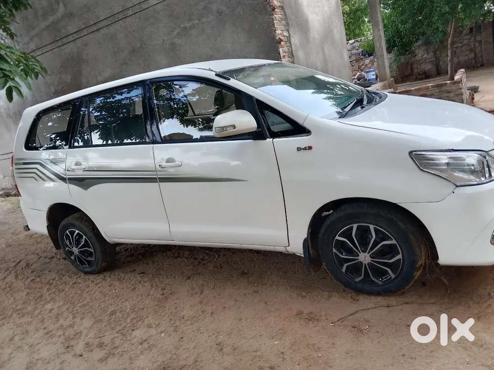 Toyota Innova 2010 Diesel 199000 Km Driven