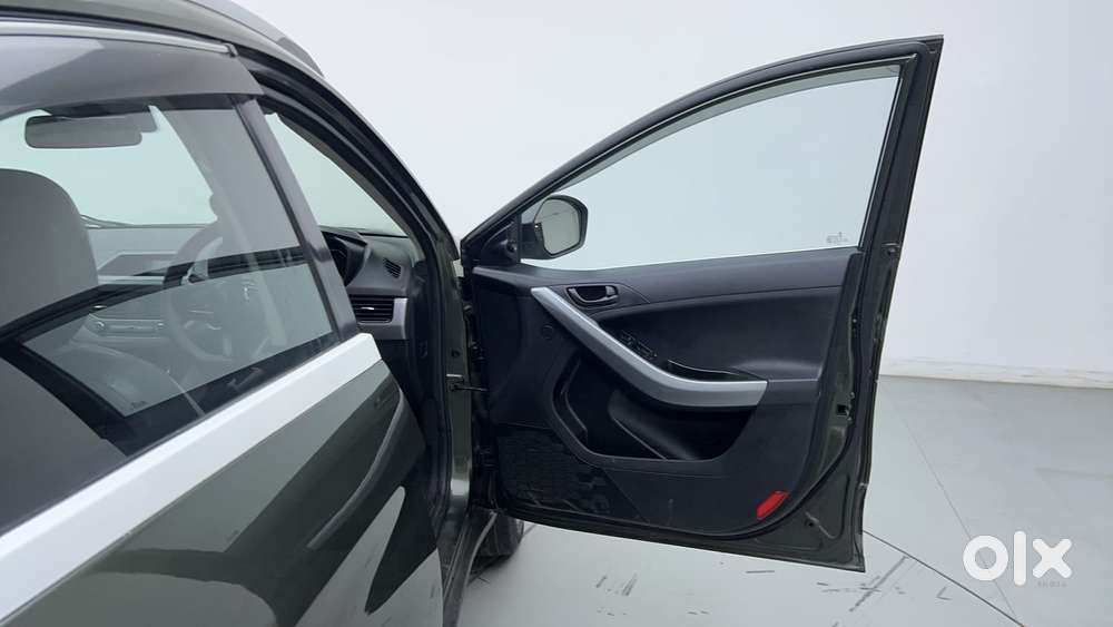 Tata Nexon 1.2 Revotron Xm (s), 2021, Petrol