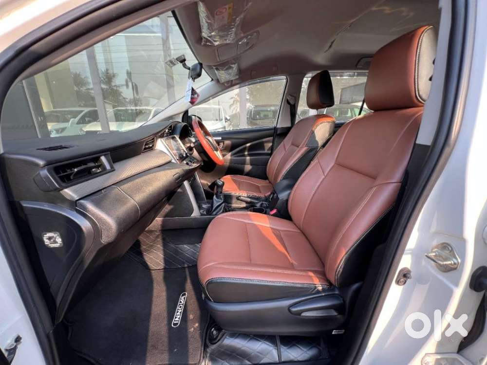 Toyota Innova Crysta 2.4 G Mt, 2022, Diesel