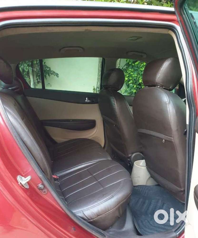 Hyundai I20 2010 Diesel 200000 Km Driven