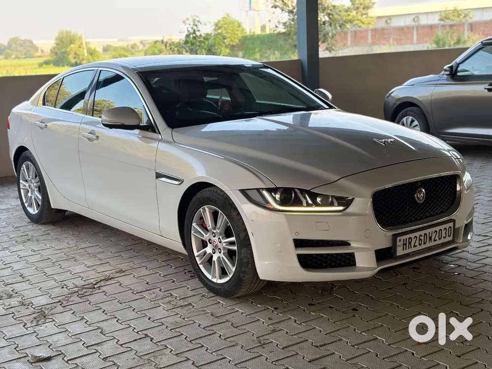 Jaguar Xe Portfolio 2019