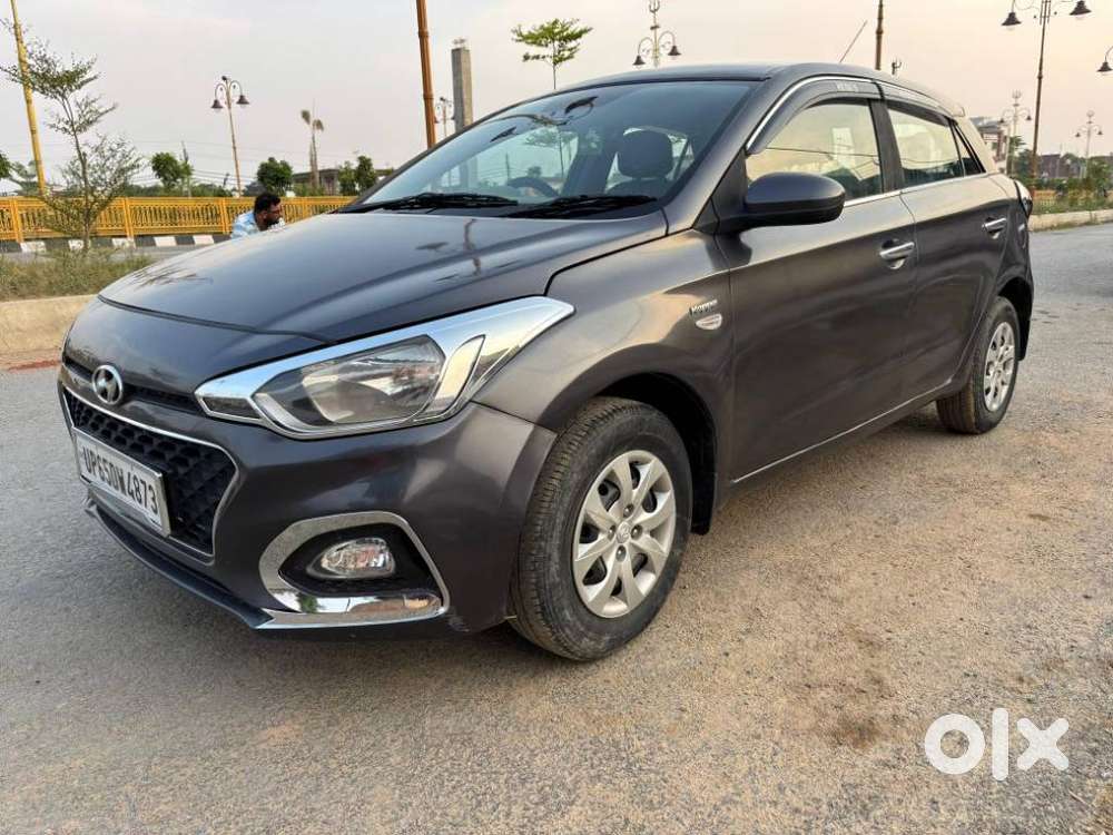 Hyundai I20 Sportz 1.2 Ivt, 2020, Petrol