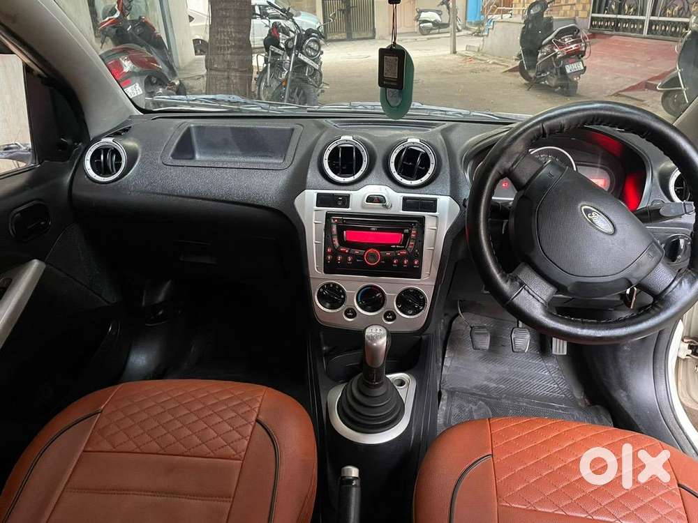 Ford Figo 2012 Diesel 60000 Km Driven
