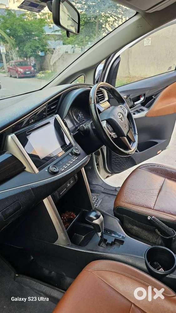 Toyota Innova Crysta 2.8z Automatic, 2018, Diesel