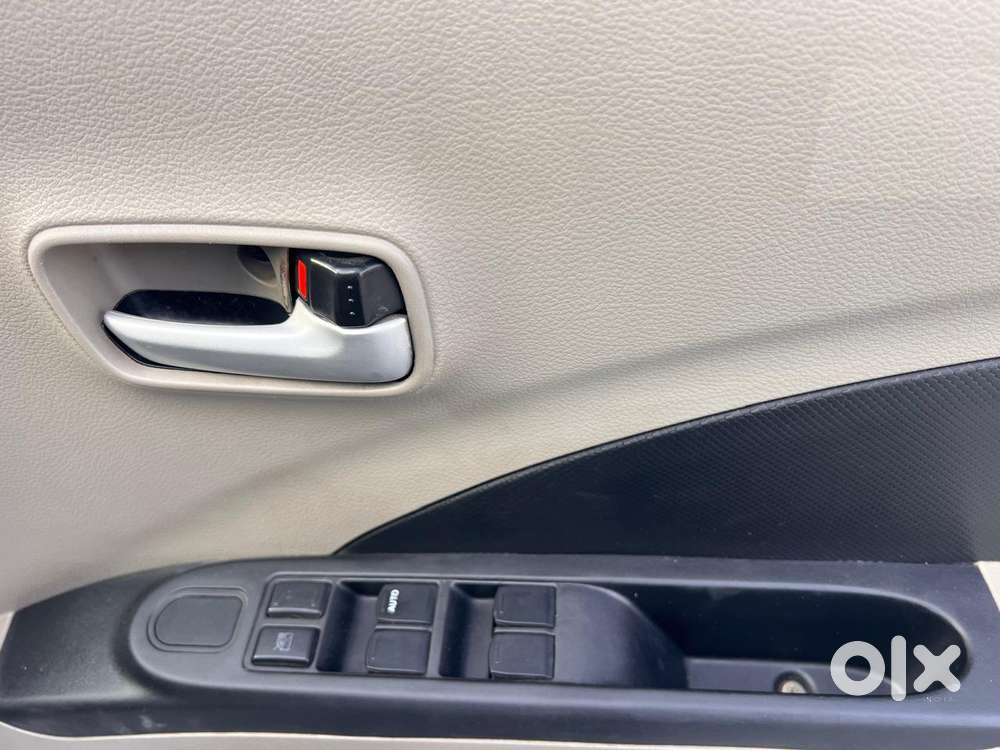 Maruti Suzuki Celerio 1.0 Vxi Amt, 2015, Petrol