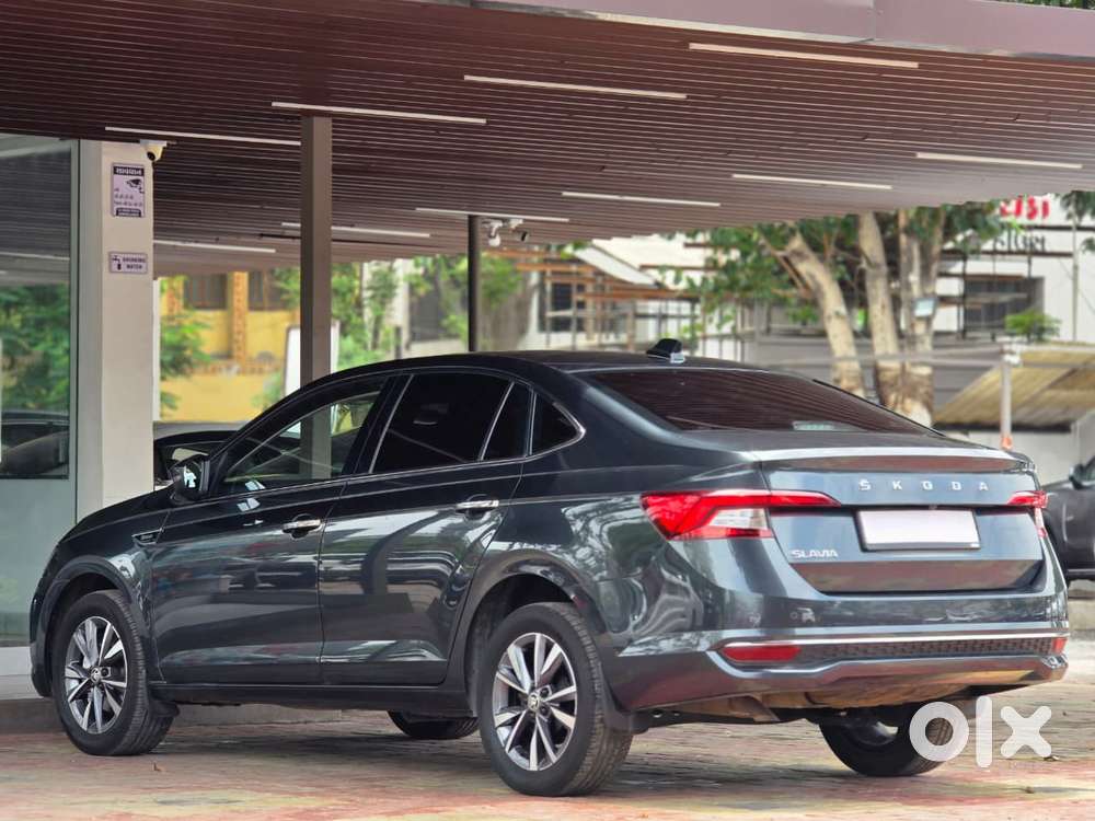 Skoda Slavia 1.0 Tsi Style At, 2022, Petrol