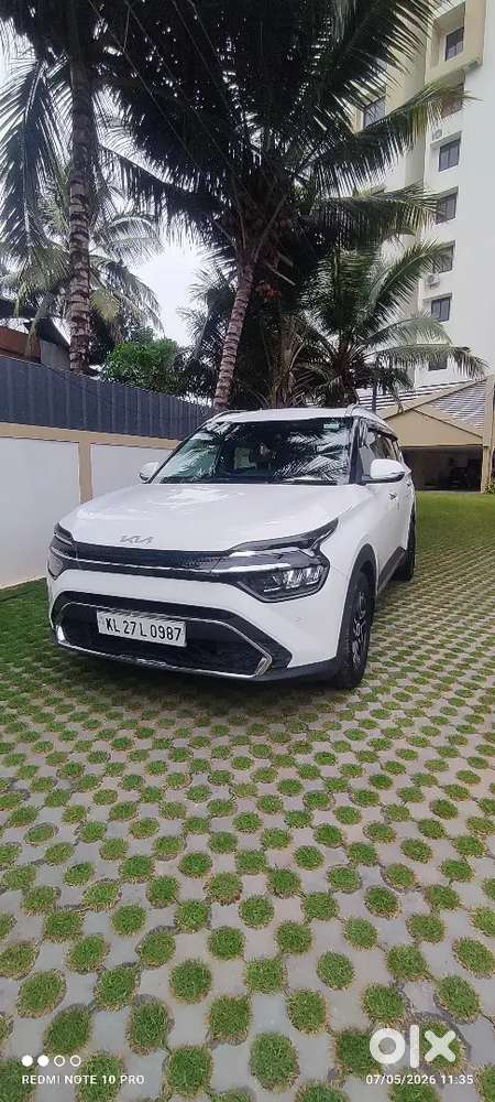 Carens Luxury Diesel Automatic