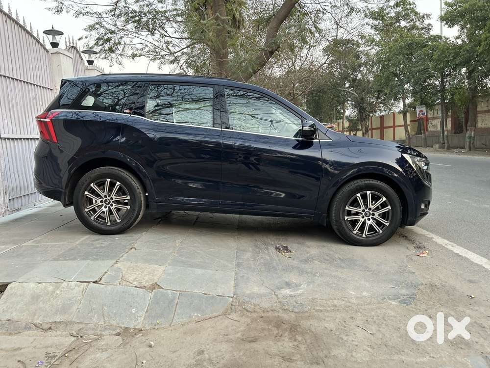 Mahindra Xuv700 2.2 Ax 7 Diesel At Str, 2023, Diesel