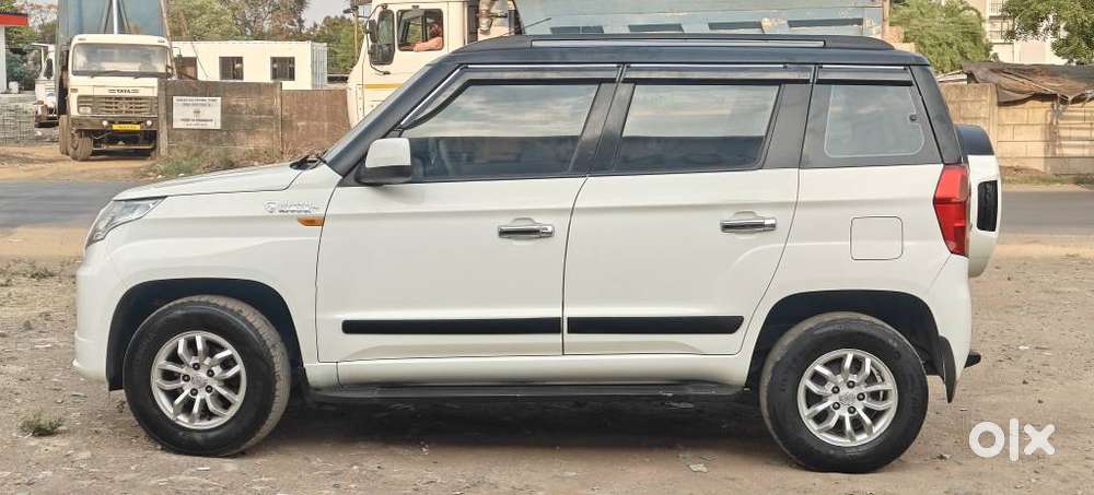 Mahindra Tuv 300 T8, 2016, Diesel