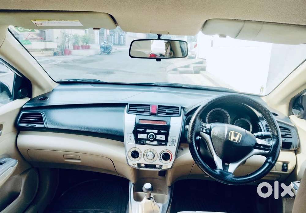 Honda City 2014-2015 V Mt, 2011, Petrol