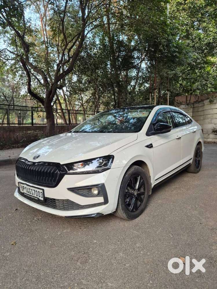 Skoda Slavia 1.0 Ambition Tsi, 2025, Petrol