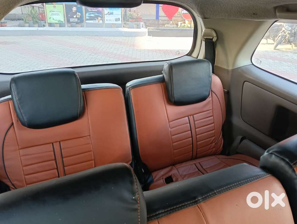 Toyota Innova 2.5 G (diesel) 8 Seater, 2015, Diesel