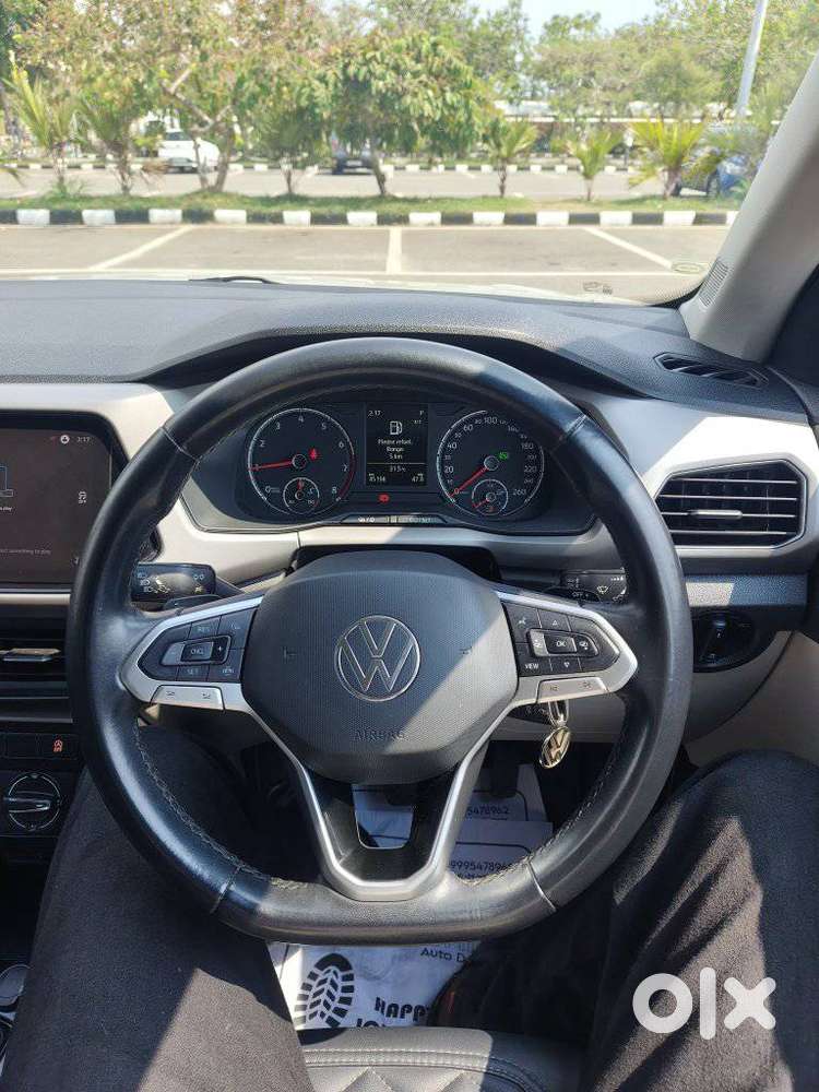 Volkswagen Taigun 1.0 Tsi Highline At, 2023, Petrol